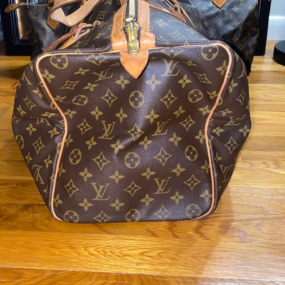 AUTHENTIC - Vintage Louis Vuitton Monogram Keepall 45 - Picture 4 of 15